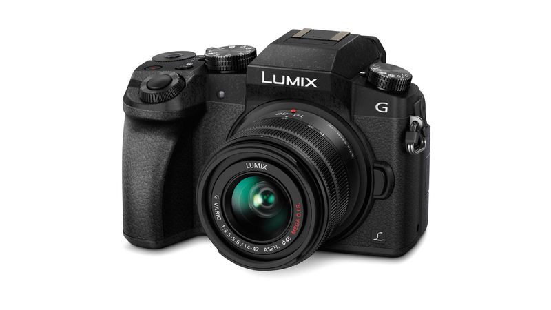 Panasonic Lumix DMC-G7 Kit cu Obiectiv 14-42mm F/3.5-5.6 II MEGA