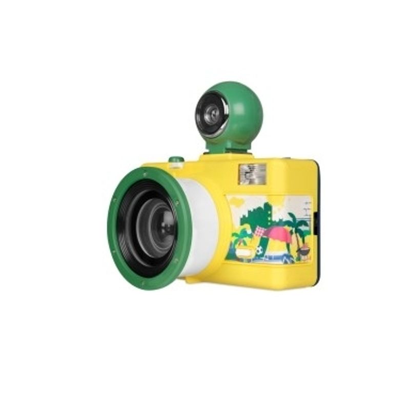 lomography-fisheye-2-brazilian-summer-52002-2-850