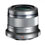 olympus-flatlay-kit-olympus-e-pl7--negru-obiectiv-14-42mm-ez-pancake-obiectiv-45mm-f-1-8--argintiu-53029-188-912