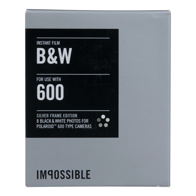 impossible-b-w-film-instant-pentru-polaroid-600-rama-argintie-39517-660