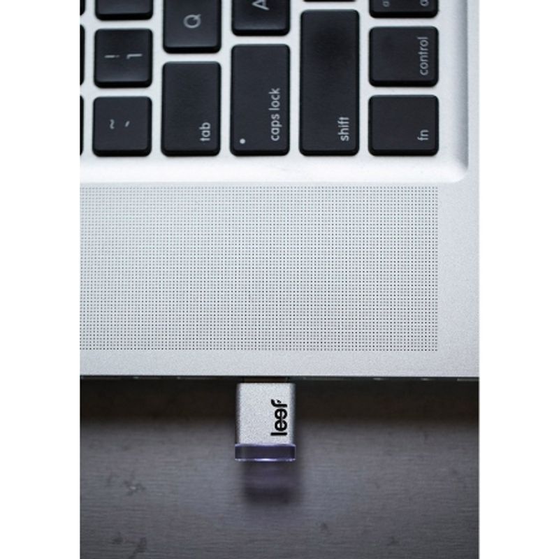 leef-magnet-usb-3-0-flash-drive-32gb-stick-de-memorie-argintiu-41101-4
