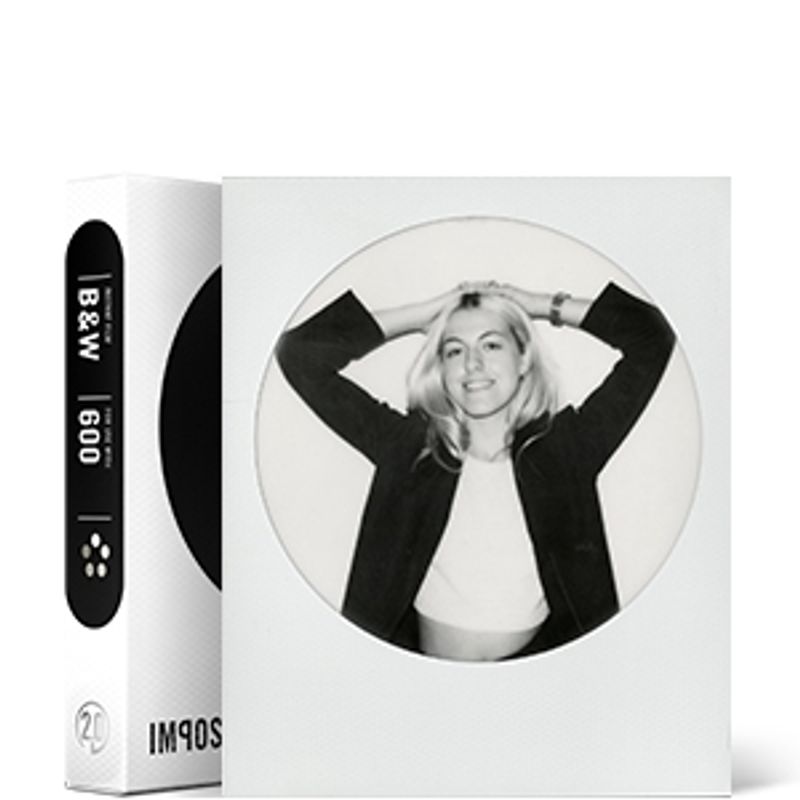 impossible-black---white-film-instant-pentru-polaroid-600-rama-rotunda-2-0-single-pack-47357-480