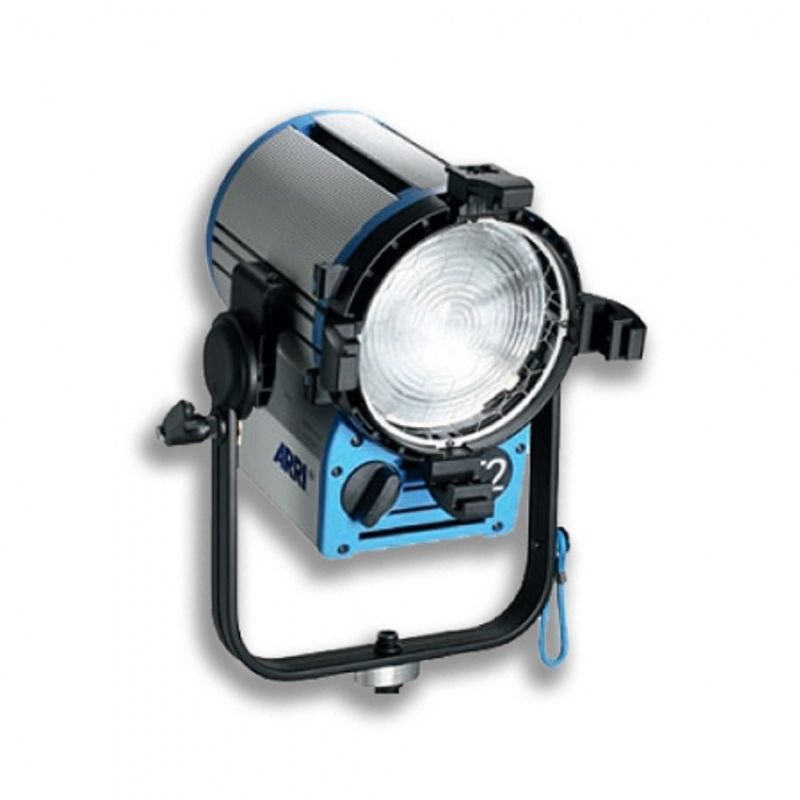arri-true-blue-t2-2000w-tungsten-fresnel-33856