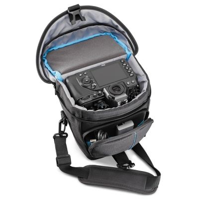 Cullmann Panama Action 200 - toc foto DSLR entry sau mirrorless