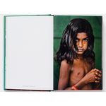 steve-mccurry--portraits--2nd-edition-51021-3-257