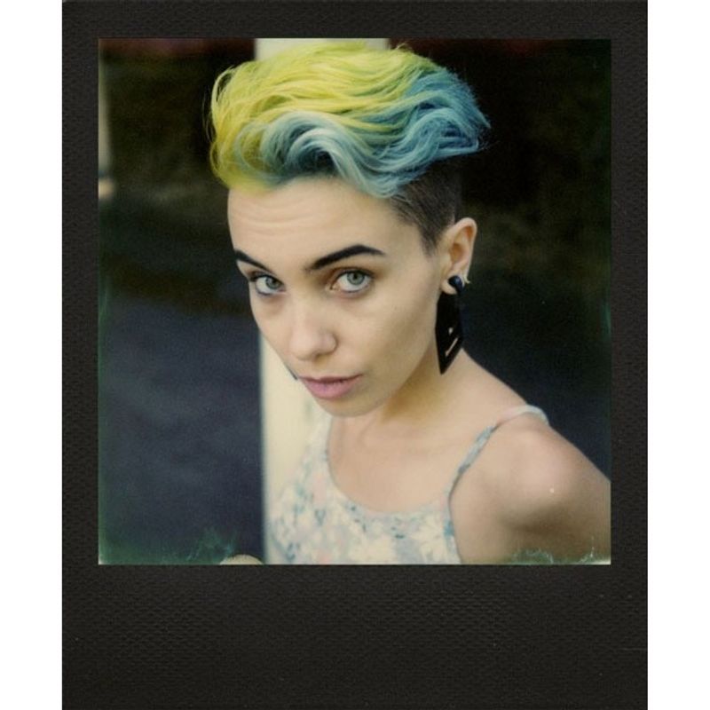 polaroid-impossible-film-color-pentru-600--black-frame-51909-2-118