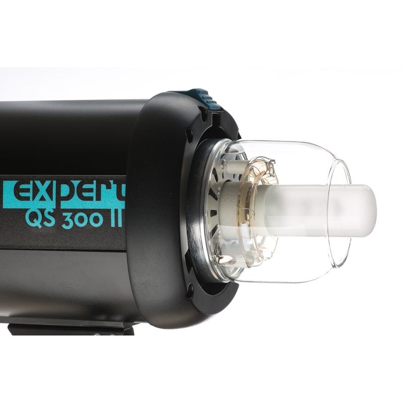 dynaphos-expert-qs-300-ii-blit-studio-300w-65901-2-61