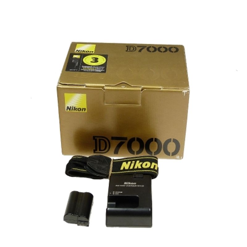 sh-nikon-d7000-body-sh125022687-46494-5-984
