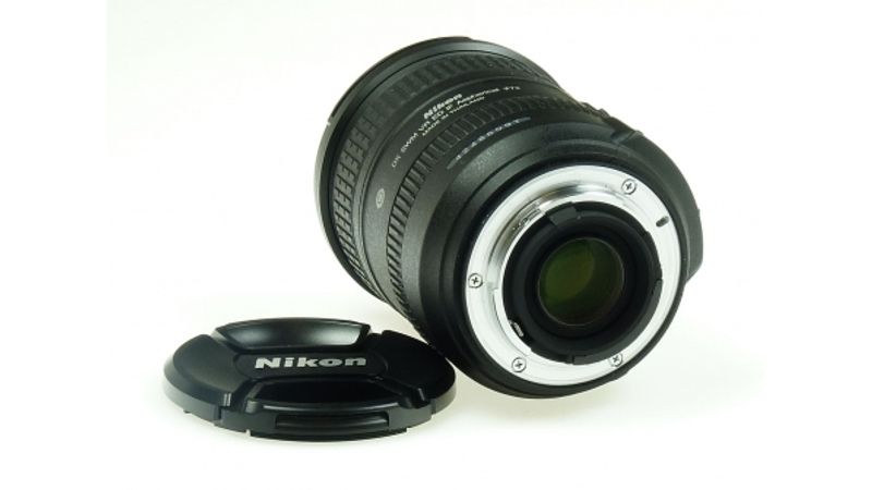 ニコン18ー200 ニコン AF-S DX VR Zoom-Nikkor 18-200mm f/3.5-5.6G IF-ED 価格