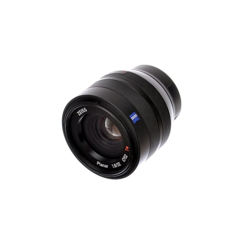 sh--carl-zeiss-touit-32mm-f-1-8-fuji-x-sh-125028656-53214-1-644