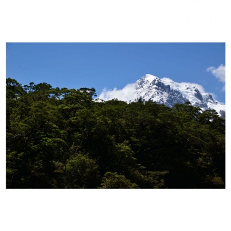 nikon-af-s-dx-nikkor-18-300mm-f-3-5-6-3g-ed-vr-33432-9
