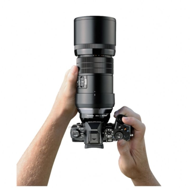olympus-m-zuiko-digital-ed-300mm-1-4-is-pro-negru-48077-2-587