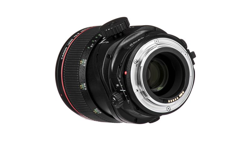 Canon TS-E 50mm f/2.8L Macro Tilt Shift - F64.ro - F64.ro