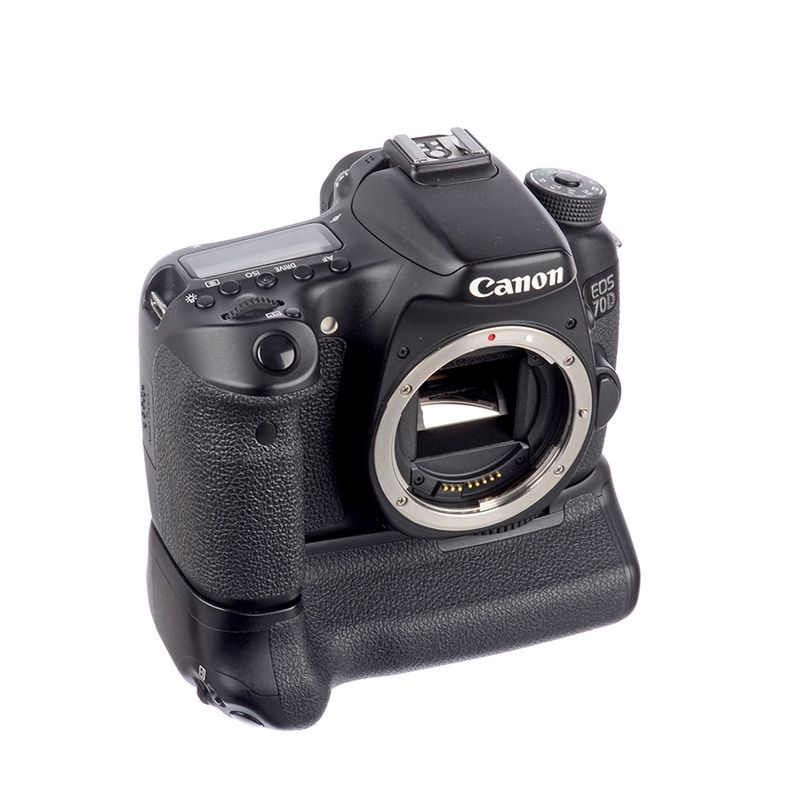 canon-eos-70d-body-grip-canon-bg-e14-sh6799-57342-1-235