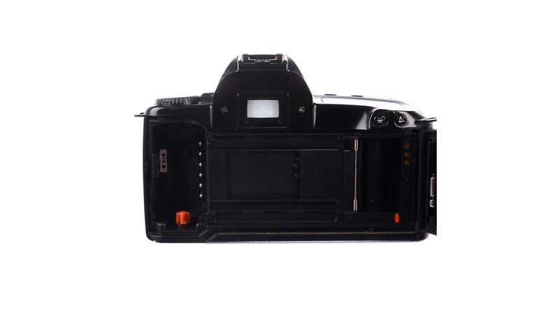 Canon EOS 500 + Canon 35-80mm f/4-5.6 III - SH6871 - F64.ro