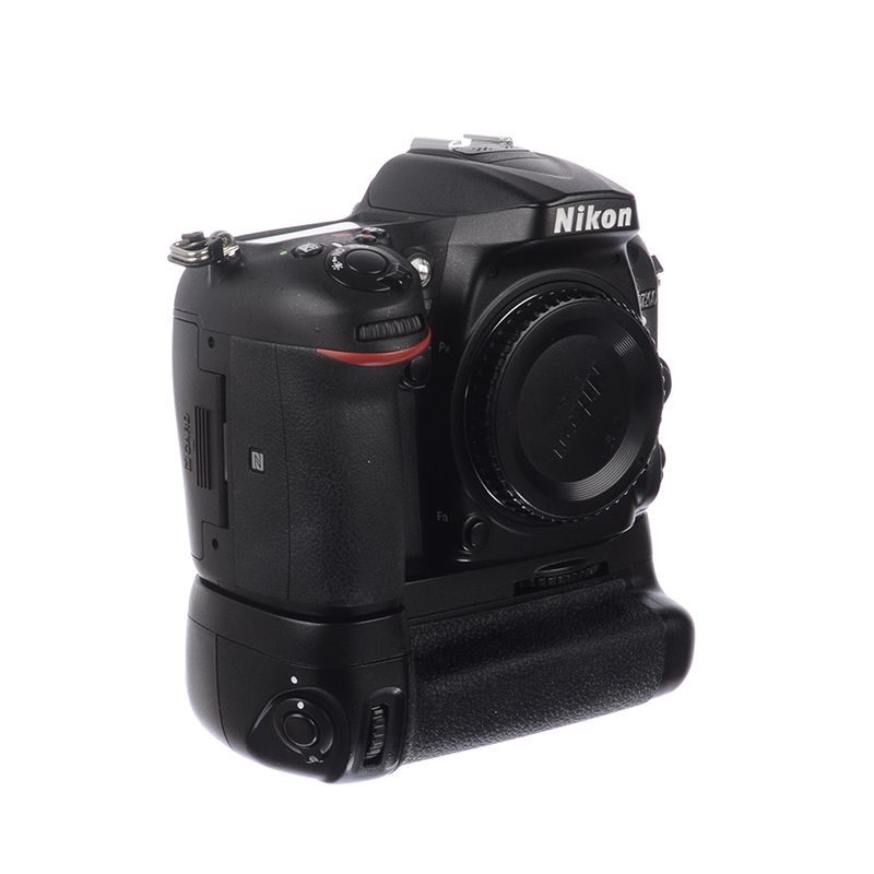 nikon-d7200-body-grip-sh6878-1-58336-1-679