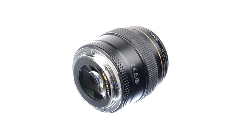 Canon EF 85mm f/1.8 レンズ Amazon.co.jp: Canon EFレンズ EF85mm F1.8 USM 単焦点レンズ 中望遠