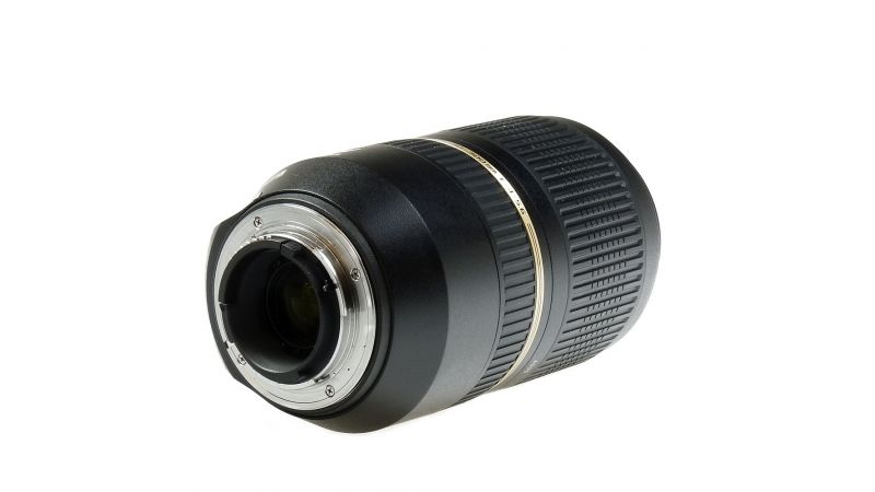 Tamron 70-300mm f/4-5.6 Di VC USD - Nikon - SH4223-1 - F64.ro