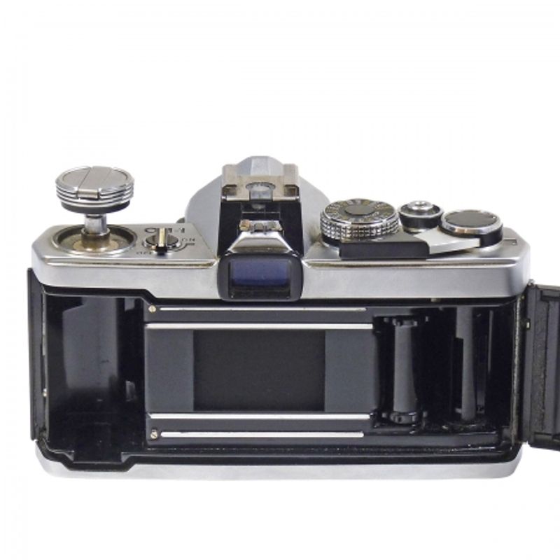olympus-om-1-olympus-50mm-f-1-8-sh4337-1-28763-4