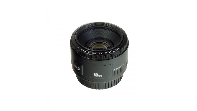 Canon EF 50mm f/1.8 II + accesorii -SH4529-2 - F64.ro