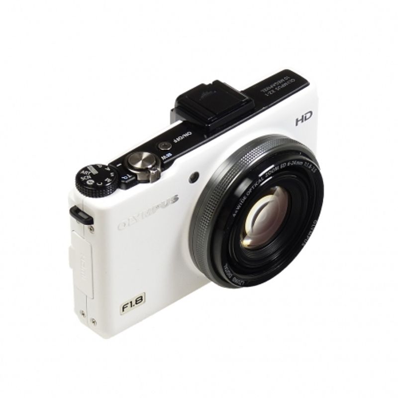 olympus-xz-1-alb-sh4821-32988-1