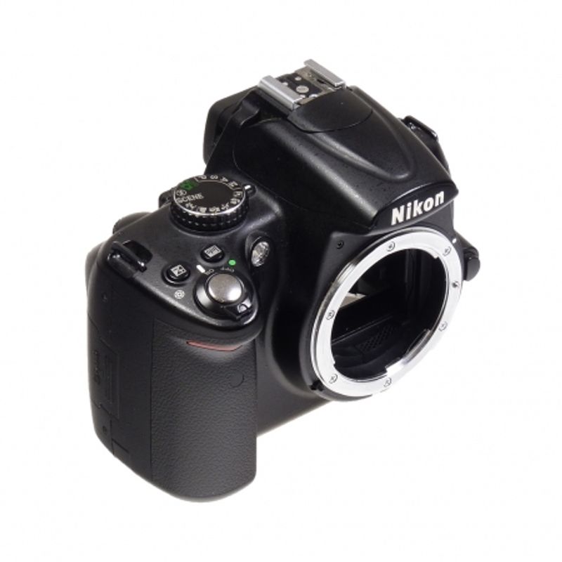 nikon-d5000-sh5069-35485-1