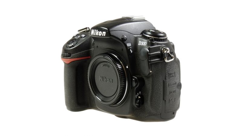 Nikon D300 SH5251-5 - F64.ro