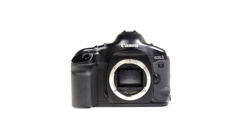 Canon EOS 1V - SLR - SH5332-2 - F64.ro