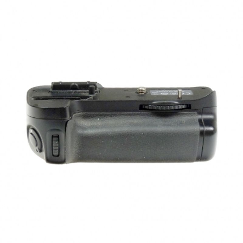 nikon-mb-d11-pt-d7000-sh5366-38501