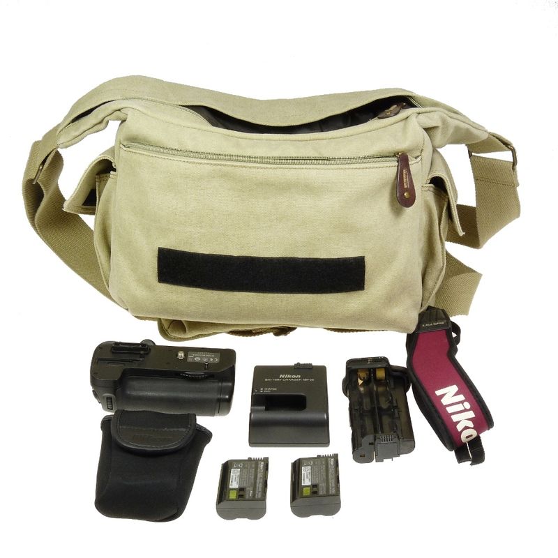 nikon-d7000-grip-nikon-geanta-giottos-sh5548-1-40202-5-606
