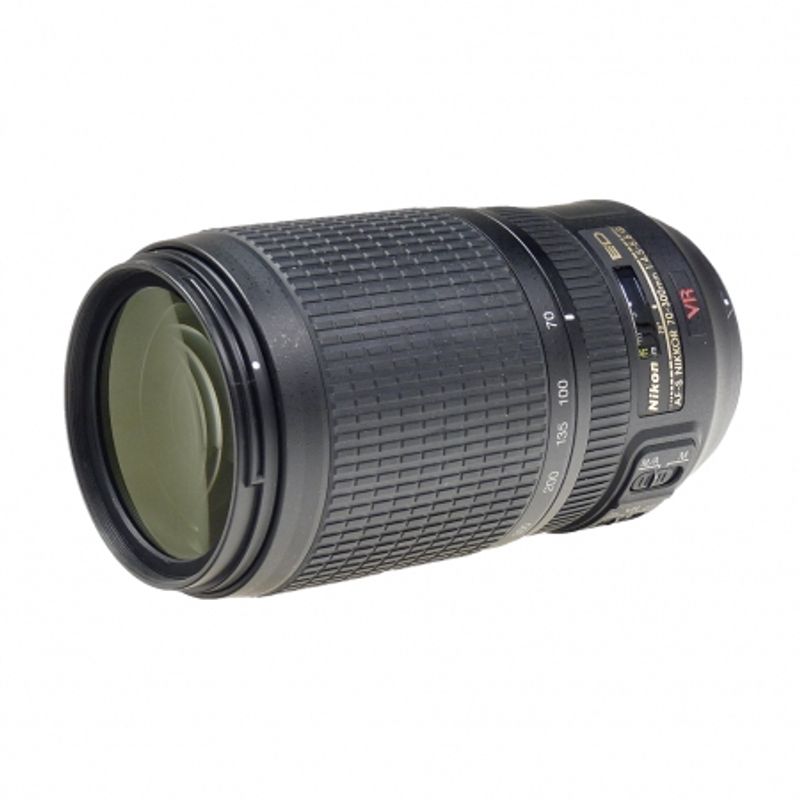 nikon-af-s-70-300mm-f-4-5-5-6-vr-sh5752-2-42208-1-436