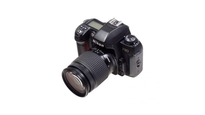 Nikon F80 + Nikon 28-80mm f/3.5-5.6 AF-D - SH5928-1 - F64.ro