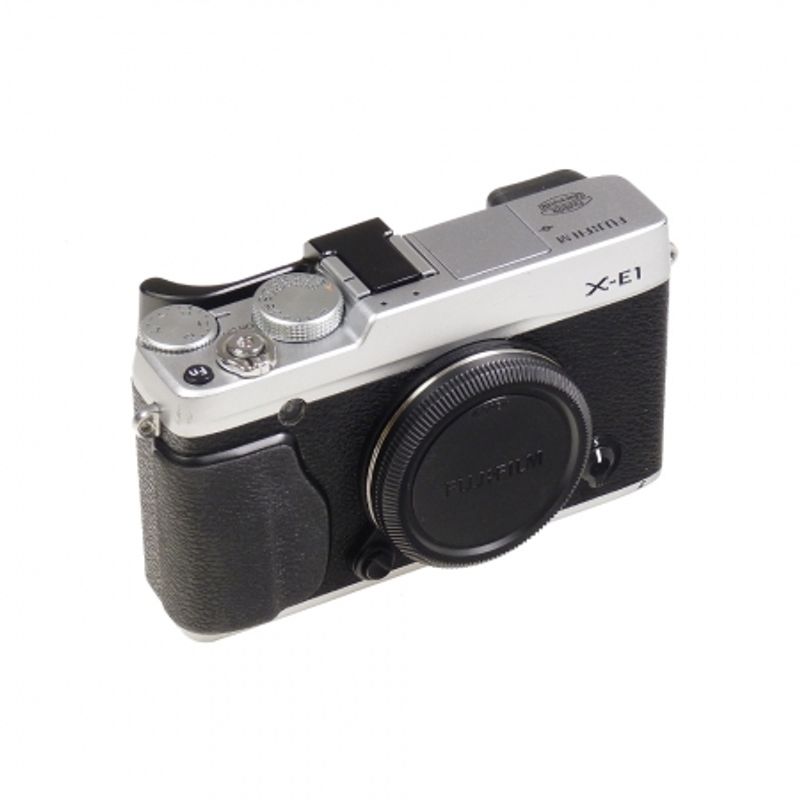 sh-fujifilm-x-e1-body--sh-125021070-45187-1-239