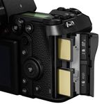 Panasonic_Lumix_DC-S1_Mirrorless_Digital_Camera_wi_2000x2000_85d04ff2f1eb03bc3127dfcd17b5ec