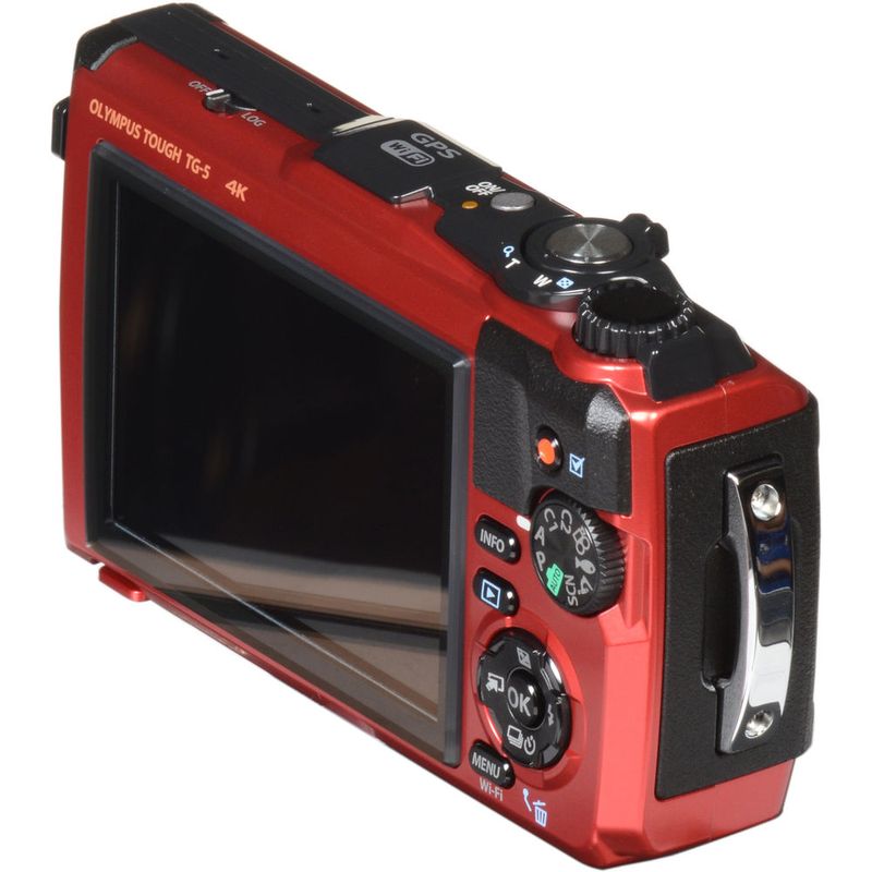 Olympus-TG-5-Red---10