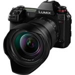 Panasonic_Lumix_DC-S1R_Mirrorless_Digital_Camera_w_2000x2000_9f1c57e2d725e5793bddecafd3df43