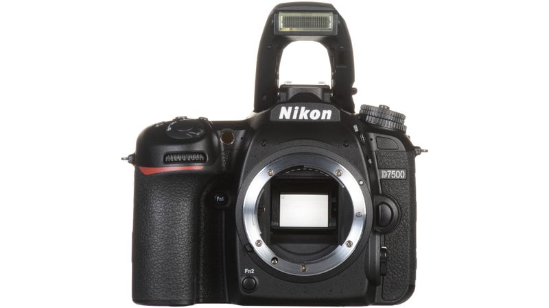 Nikon D7500 Aparat Foto DSLR 20.9MP CMOS 4K Body - F64.ro - F64.ro
