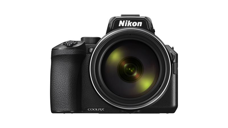 Nikon COOLPIX P950 2000mm望遠！　ライ 光学83倍ズーム、コンパクトデジタルカメラ「COOLPIX P950」を発売