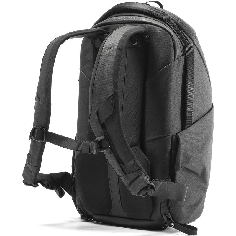 Peak-Design-Everyday-Backpack-Zip--5-