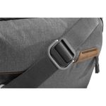 Peak-Design-Everyday-Sling-v2-Geanta-Foto-6L-Gri.6