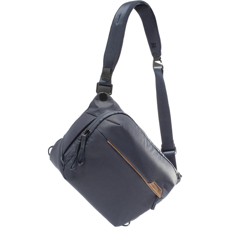 Peak-Design-Everyday-Sling-v2-Geanta-Foto-6L-Midnight.2