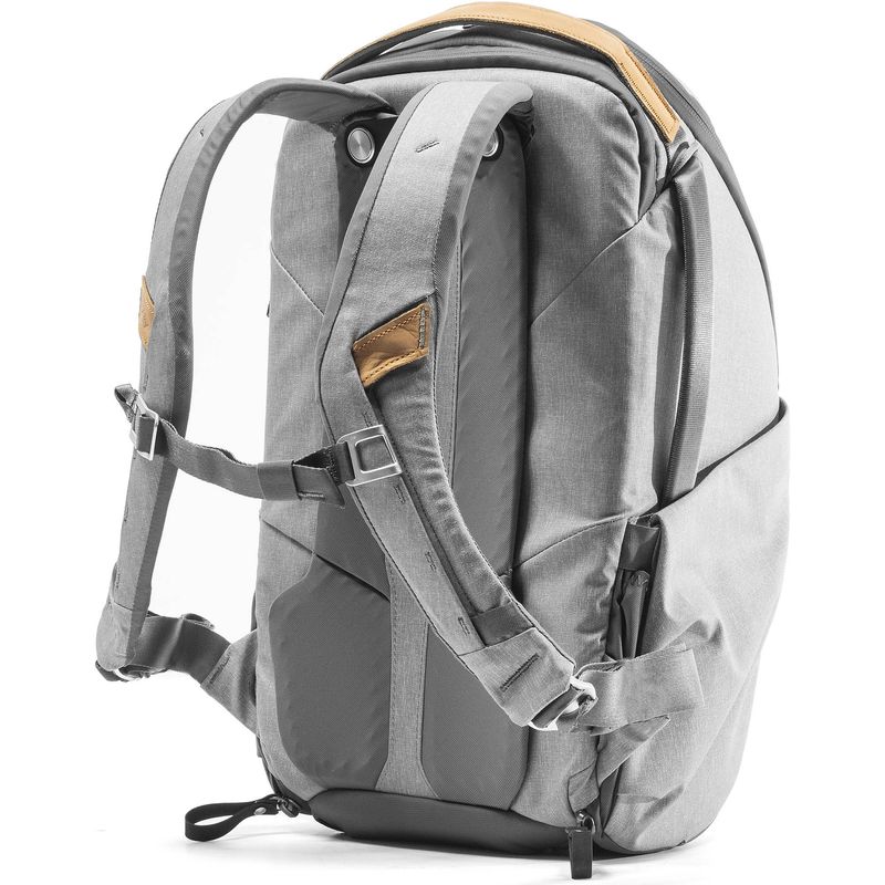 Peak-Design-Everyday-Backpack-Zip-20L-Ash--5-