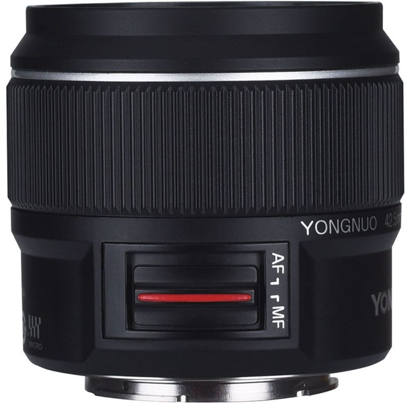 Yongnuo-42.5mm-F1.7-MFT--2-