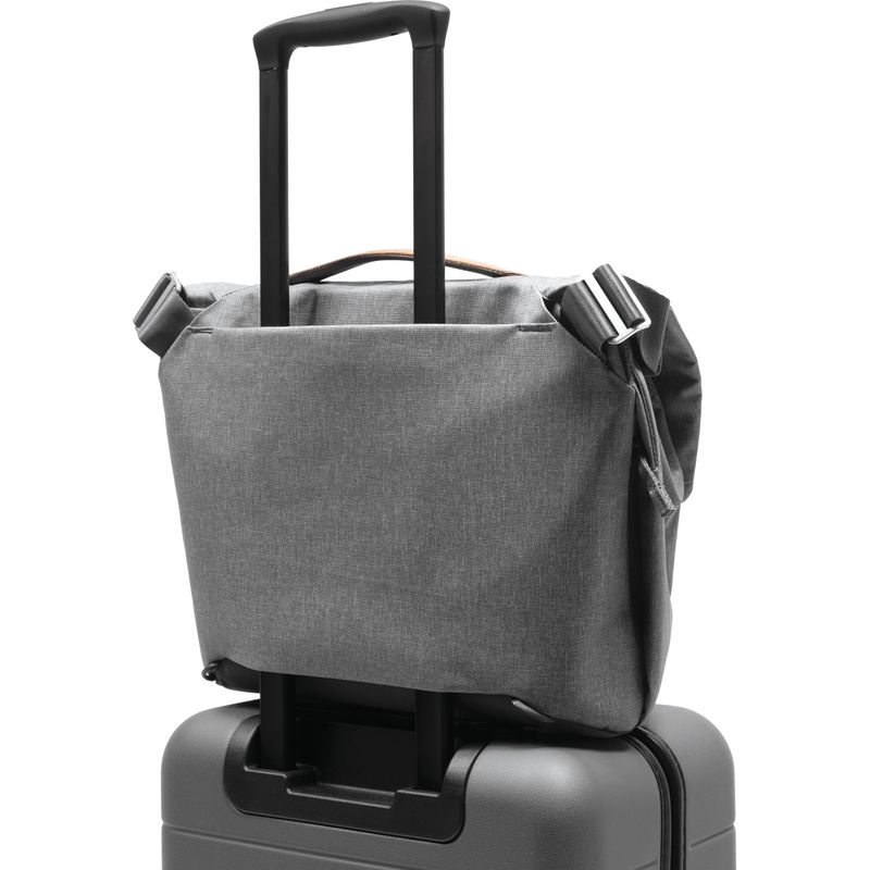 Peak-Design-The-Everyday-Messenger-13-V2-Geanta-Foto-Ash
