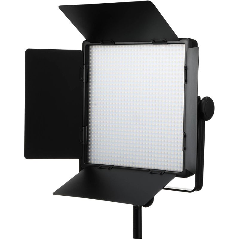 Godox-LED1000D-II-2.jpg