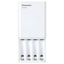 Panasonic Eneloop Incarcator cu LED si USB pentru Acumulatori Eneloop Tip R6/AA si Tip R3/AAA