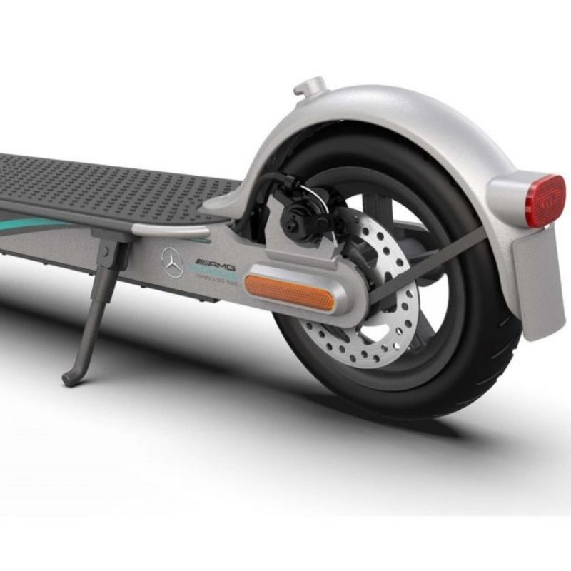 Trotineta-electrica-Xiaomi-Mi-e-Scooter-Pro-2-Mercedes-AMG-Petronas-F1-Team-Edition-10