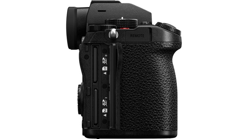 Panasonic Lumix DC-S5 Kit cu Obiectiv 20-60mm F3.5-5.6 si 85mm F1