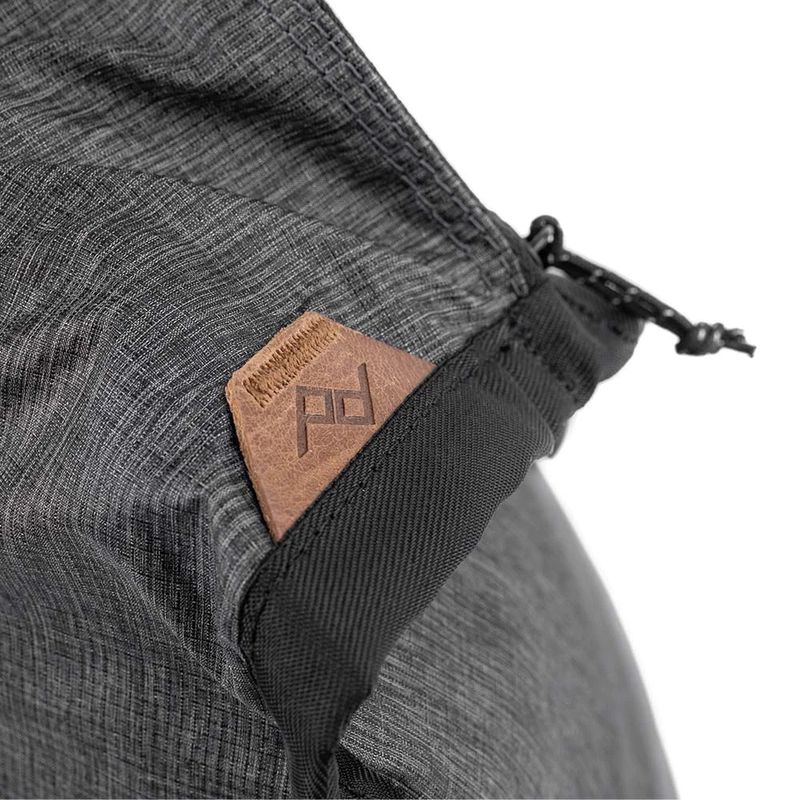 Peak-Design-Packable-Tote-Geanta-Pliabila-Charcoal.3