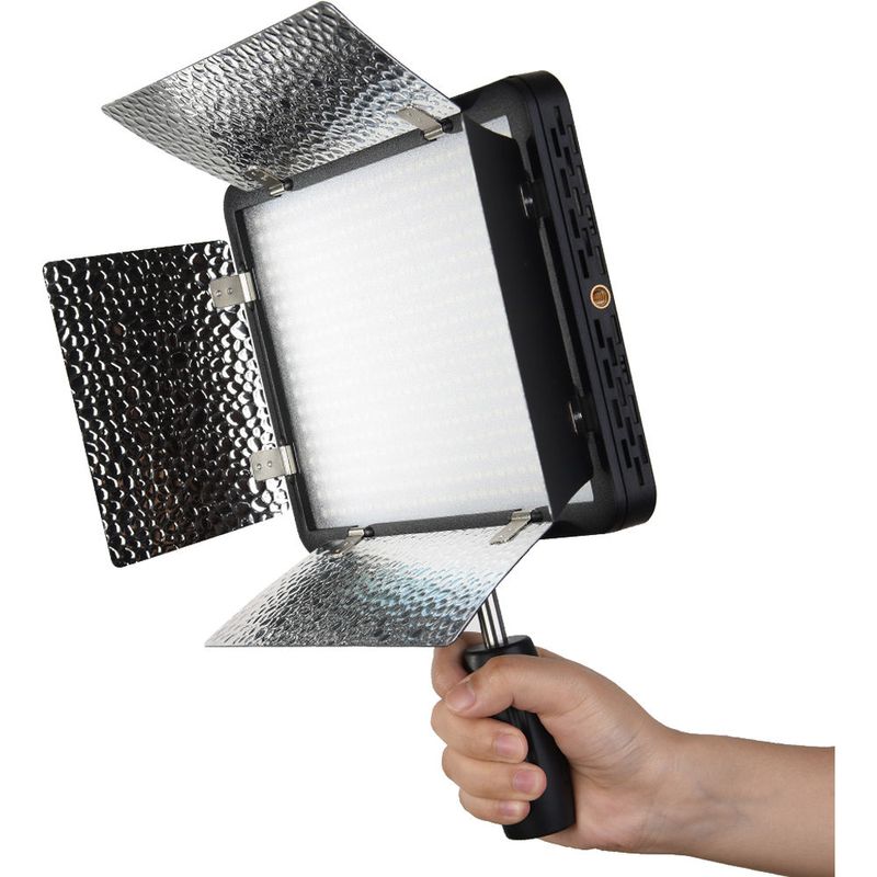 Godox-LED500LR-W--Lampa-LED-Video-5600K-cu-Voleti.6